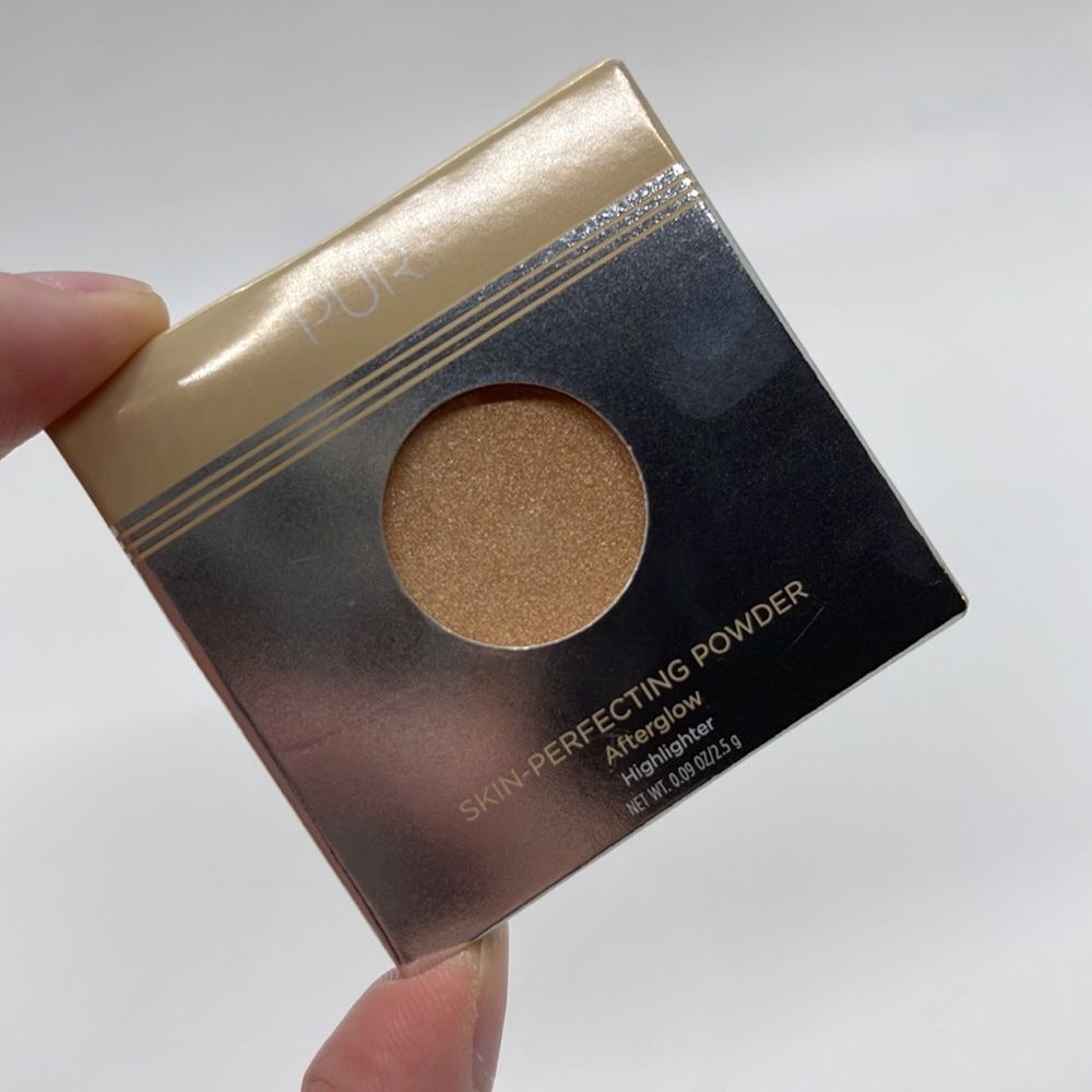 NIB PÜR Afterglow Mini Highlighting Skin Perfecting Powder - Picture 3 of 4